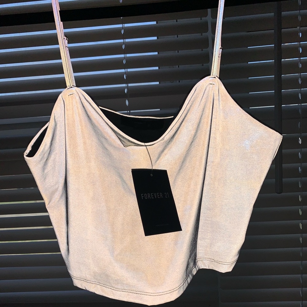 Reflective top